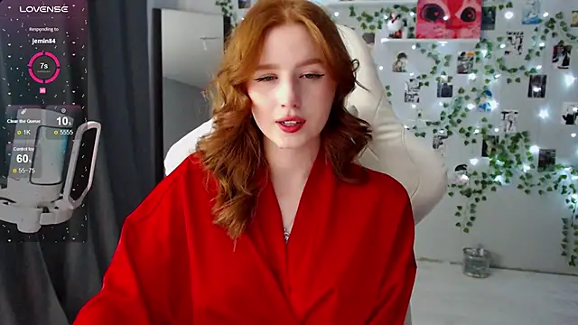 Snapshot of Meow_babe chatting on January 7, 10:01 am Meow babe online show from January 7, 10:01 am