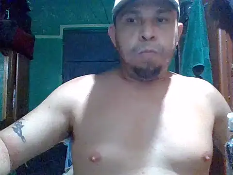Snapshot of Cris29_84 chatting on July 8, 8:08 am Cris29 84 online show from July 8, 8:08 am