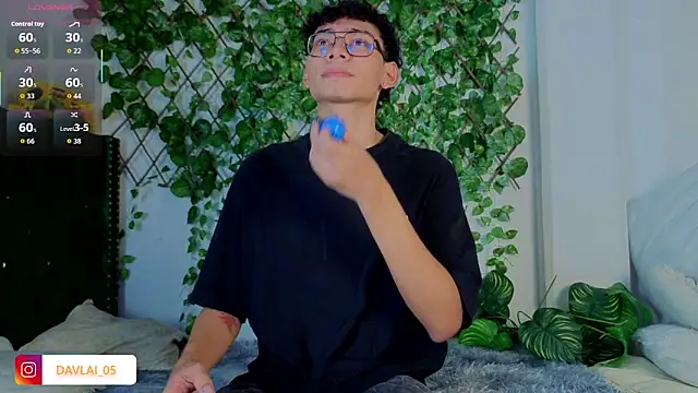 Daviid laidd online show from November 15, 8:49 pm