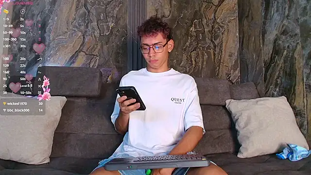 Daviid laidd online show from February 20, 6:59 am