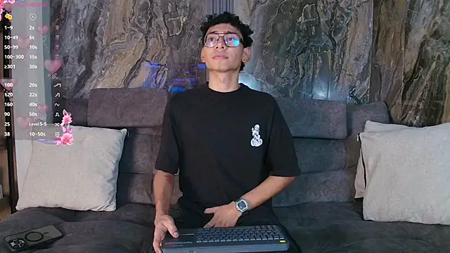 Daviid laidd online show from February 24, 9:02 pm