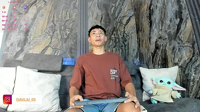 Daviid laidd online show from April 10, 7:29 pm