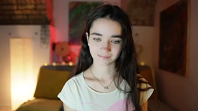 Gia Paige18 online show from December 21, 12:16 pm