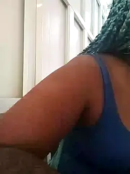 ELLA KELLY online show from February 26, 12:14 pm