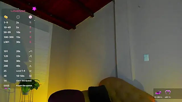 StarMilf online show from February 5, 3:20 pm