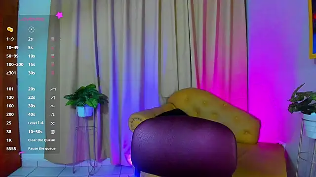 StarMilf online show from February 13, 12:32 pm