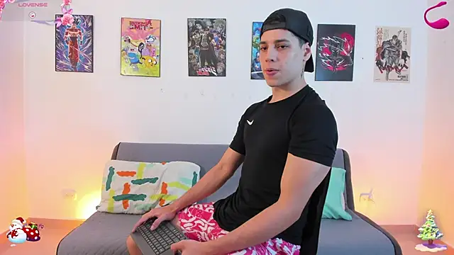 jonathanjoestar  online show from November 28, 10:01 pm