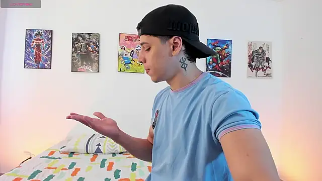 jonathanjoestar  online show from March 24, 8:58 pm