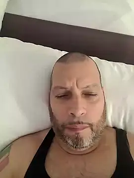 Just2much online show from March 6, 12:30 pm