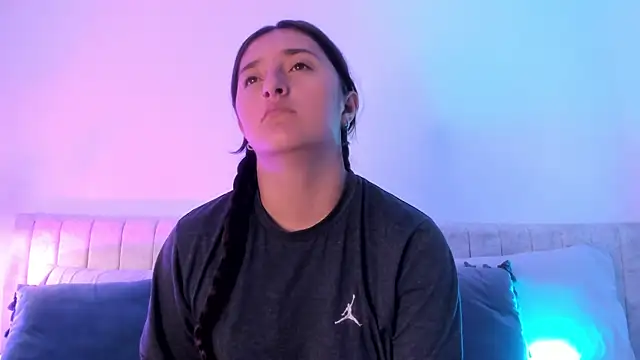 Kathia Morelli online show from February 10, 11:46 am