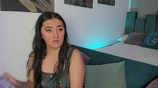 Kathia Morelli online show from October 18, 12:17 pm