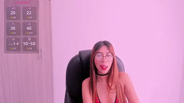 Snapshot of sammy_jhons chatting on May 15, 2:02 pm sammy jhons online show from May 15, 2:02 pm