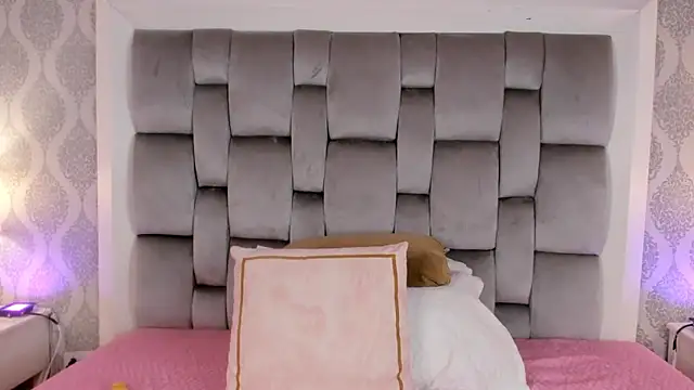 Sara  Williams online show from February 21, 3:34 am