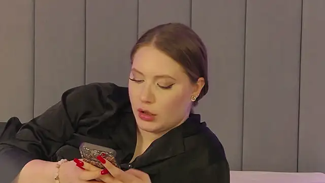 ChloeMarsch online show from February 24, 10:37 am