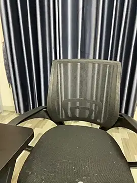 Louis Baby online show from December 19, 3:19 pm