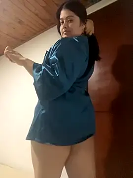 Stephania 18 online show from September 18, 10:12 pm