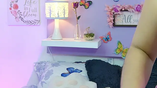 ChloeRem online show from October 23, 12:10 am