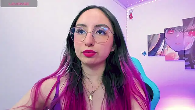 Julieta cott online show from March 1, 2:15 am