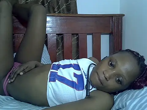 SpicyPetite online show from February 17, 5:37 am