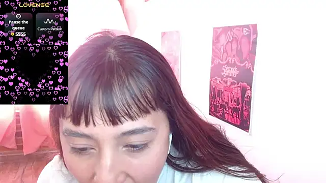 emitaa17228o online show from March 14, 7:01 pm