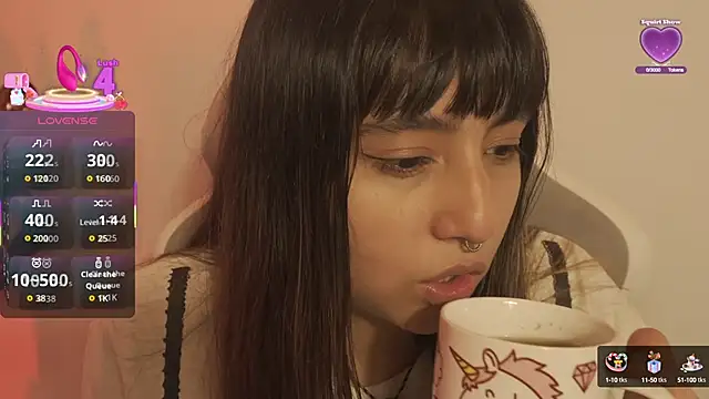 emitaa17228o online show from October 14, 7:25 pm