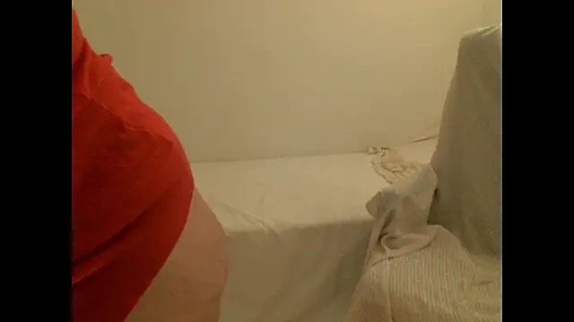 Snapshot of VoluptuousnessXL chatting on February 2, 9:51 am VoluptuousnessXL online show from February 2, 9:51 am