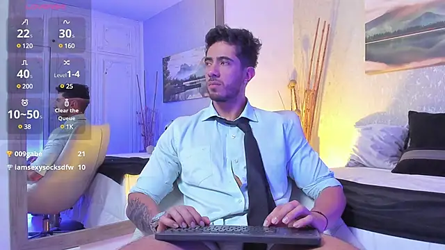 Snapshot of Nate_franco chatting on January 15, 6:33 am Nate franco online show from January 15, 6:33 am