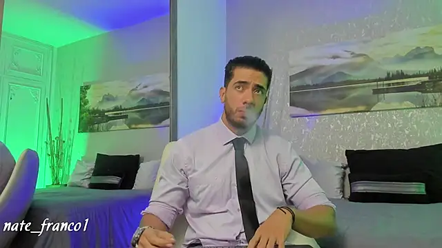 Snapshot of Nate_franco chatting on February 7, 3:23 am Nate franco online show from February 7, 3:23 am