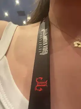 nerdynina online show from January 22, 9:32 pm