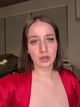 nerdynina online show from February 9, 2:49 am