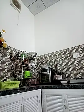    Erin    online show from March 16, 3:28 pm