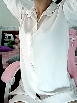    Erin    online show from November 10, 3:16 am