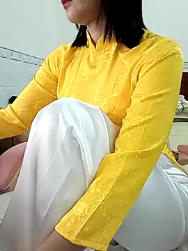    Erin    online show from January 17, 2:33 pm