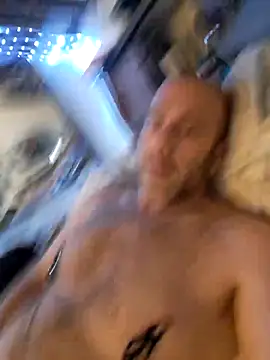 Snapshot of ditchwater chatting on February 18, 2:59 pm ditchwater online show from February 18, 2:59 pm