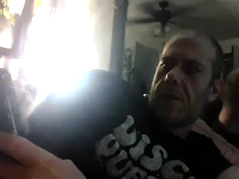 Snapshot of ditchwater chatting on March 13, 3:39 pm ditchwater online show from March 13, 3:39 pm