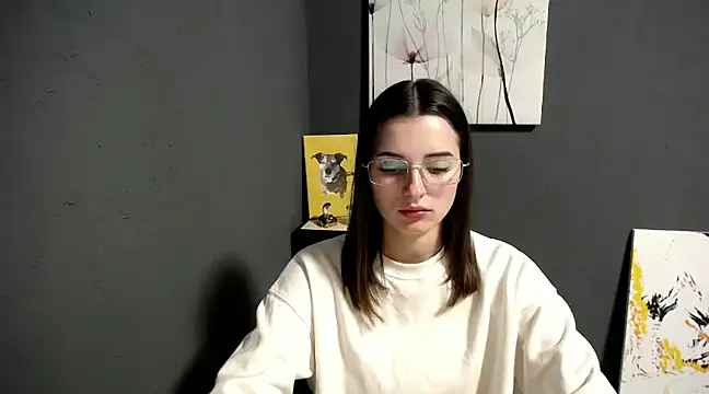 Snapshot of lady_olivia_ chatting on December 4, 3:32 pm lady olivia  online show from December 4, 3:32 pm