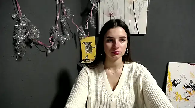 Snapshot of lady_olivia_ chatting on December 17, 1:49 pm lady olivia  online show from December 17, 1:49 pm