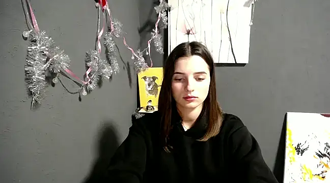 Snapshot of lady_olivia_ chatting on December 18, 5:10 pm lady olivia  online show from December 18, 5:10 pm
