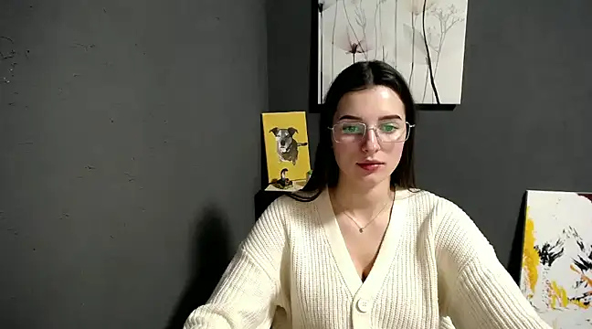 Snapshot of lady_olivia_ chatting on January 16, 6:48 pm lady olivia  online show from January 16, 6:48 pm