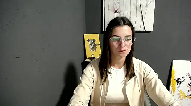 Snapshot of lady_olivia_ chatting on February 3, 1:40 pm lady olivia  online show from February 3, 1:40 pm