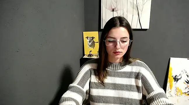 Snapshot of lady_olivia_ chatting on February 13, 5:44 pm lady olivia  online show from February 13, 5:44 pm
