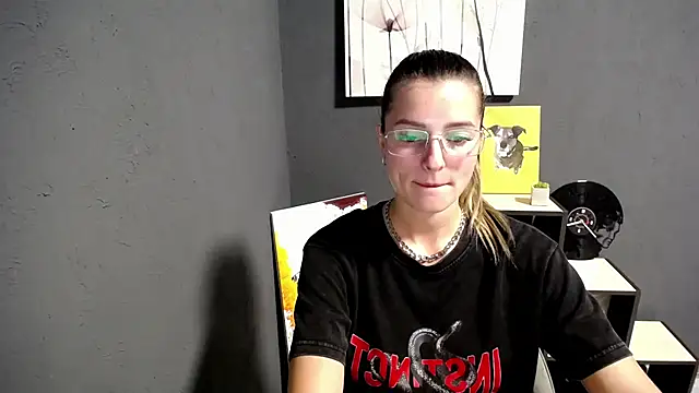 Snapshot of lady_olivia_ chatting on September 22, 4:09 pm lady olivia  online show from September 22, 4:09 pm