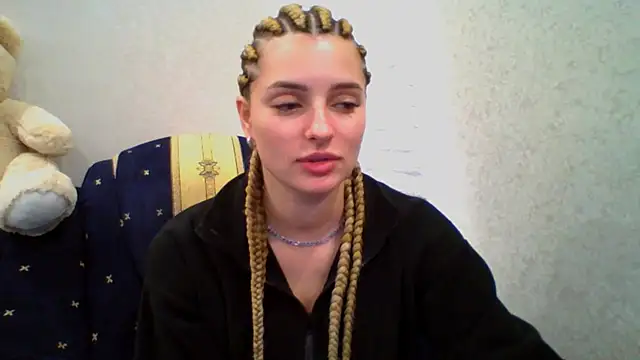 Snapshot of lady_olivia_ chatting on October 11, 2:15 pm lady olivia  online show from October 11, 2:15 pm