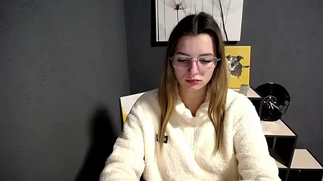 Snapshot of lady_olivia_ chatting on October 27, 1:37 pm lady olivia  online show from October 27, 1:37 pm