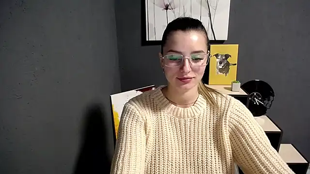 lady olivia  online show from October 28, 2:31 pm