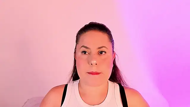 Snapshot of Alisson_zambrano chatting on March 2, 5:20 pm Alisson zambrano online show from March 2, 5:20 pm