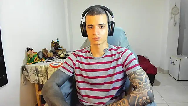 Snapshot of Balo_lovers chatting on March 19, 4:34 pm Balo lovers online show from March 19, 4:34 pm