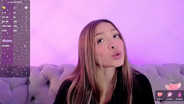 Snapshot of Victoria_Adams14 chatting on January 9, 6:04 pm Victoria Adams14 online show from January 9, 6:04 pm
