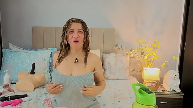 kataleyarios01 online show from February 22, 11:14 pm