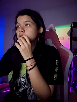 azumiichan online show from March 8, 4:23 am